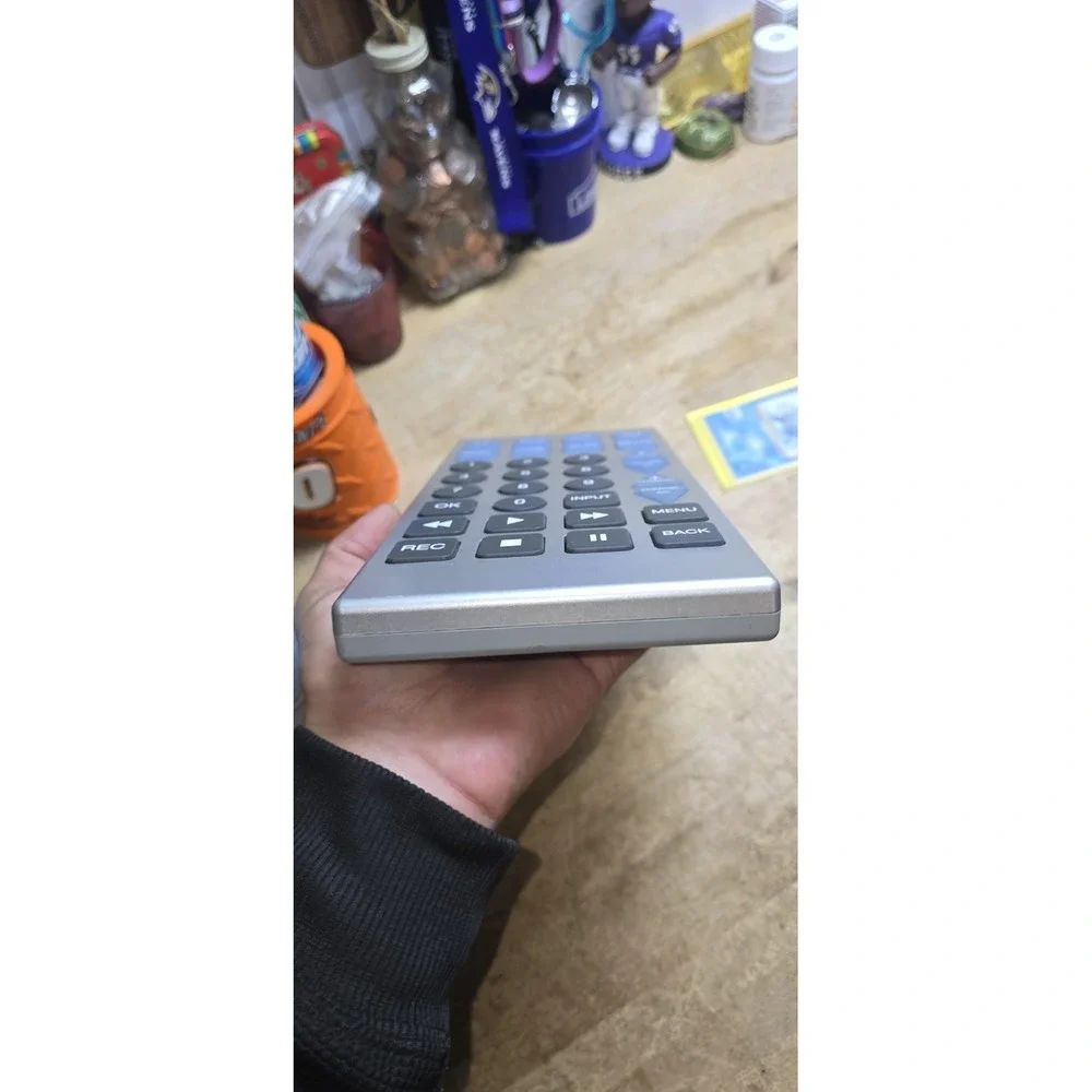 Brookstone Super-Sized TV Remote - Universal 6-in-1 Remote Control Was Tested